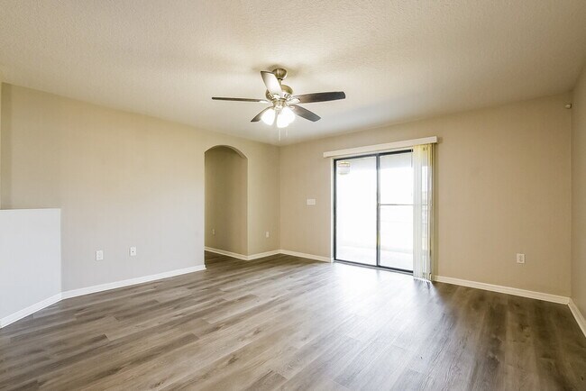 Building Photo - 2353 Bexley Dr