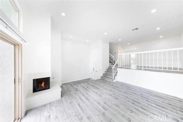 Building Photo - 5 Stardust