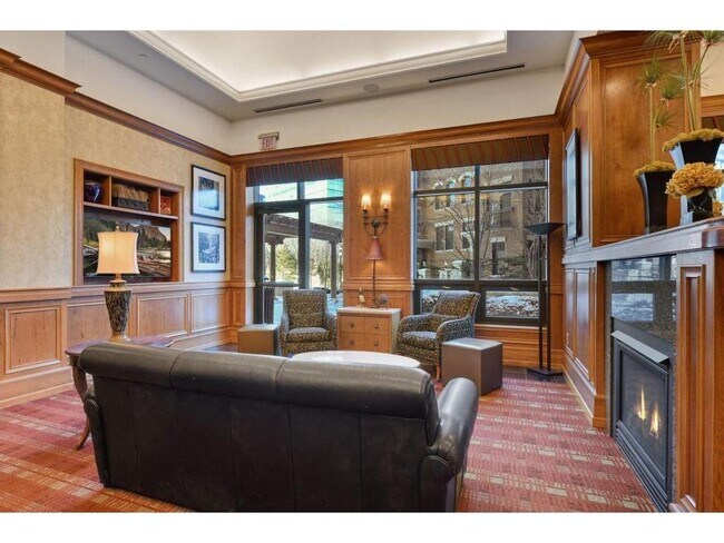 Building Photo - 500 E Grant St