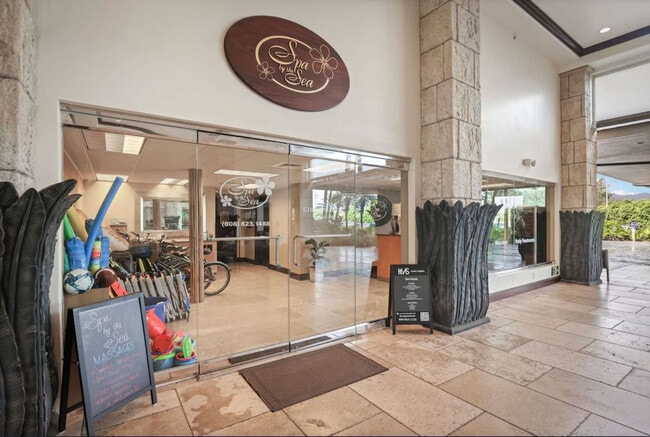 Building Photo - 4-820-820 Kuhio Hwy