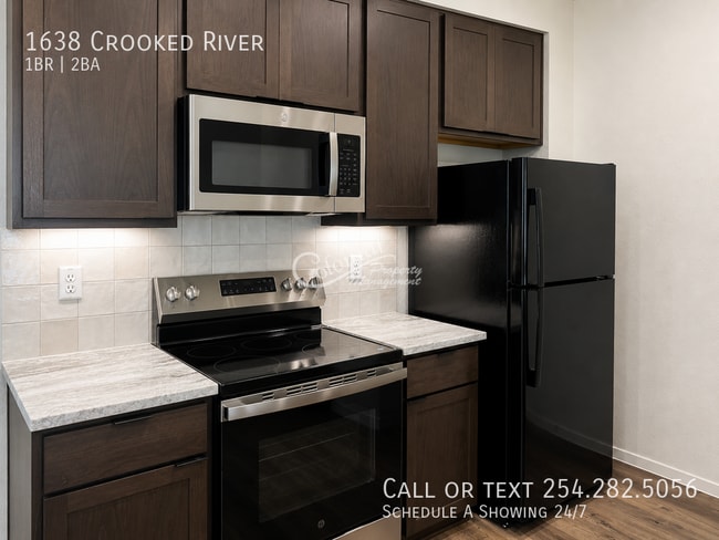 Building Photo - 1638 Crooked River