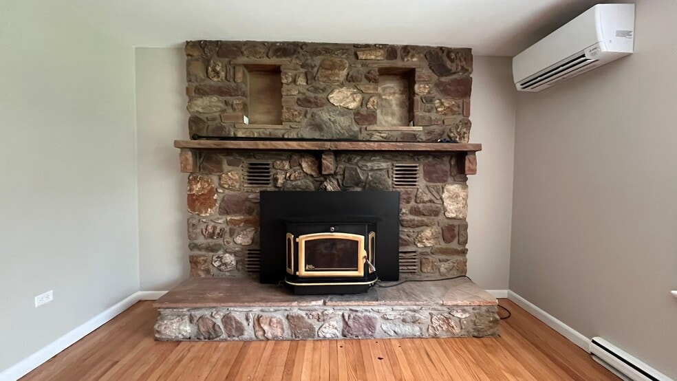 Building Photo - 25339 Rainbow Ranch Ln