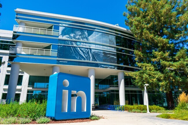 LinkedIn - 645 E Evelyn Ave