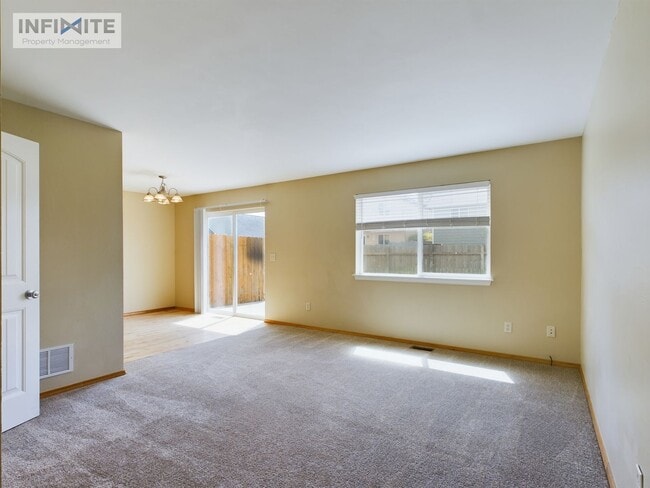 Building Photo - 3 Bedrooms | 2.5 Baths | 2-Car Garage