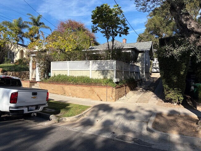 Building Photo - 1226 Olive St