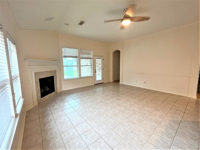 Building Photo - 3010 Calvert Crossing Ct