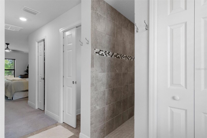 Building Photo - 2797 N Hythe Point