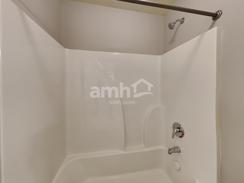 Building Photo - 1276 Key Manor Ln