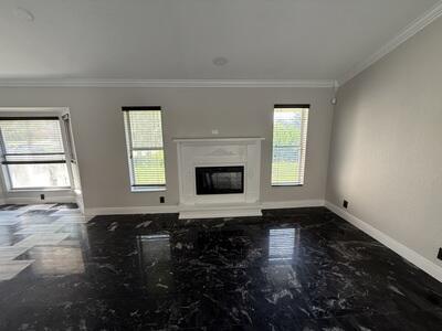 Building Photo - 1295 Longlea Terrace