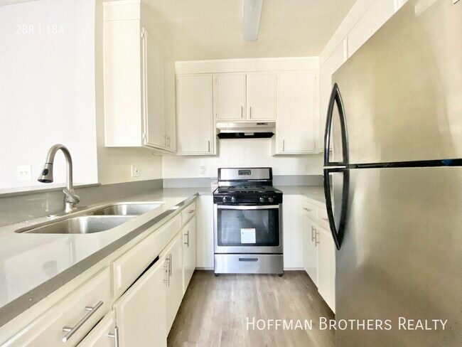 Building Photo - 227 Normandie Ave