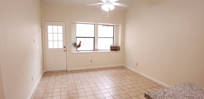 Building Photo - 6607 Tournament Dr