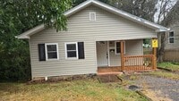 Building Photo - 608 Wilson Ave