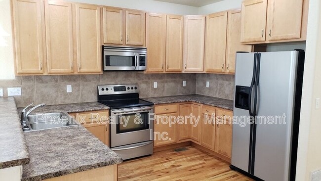 Building Photo - 302 St Ida Cir
