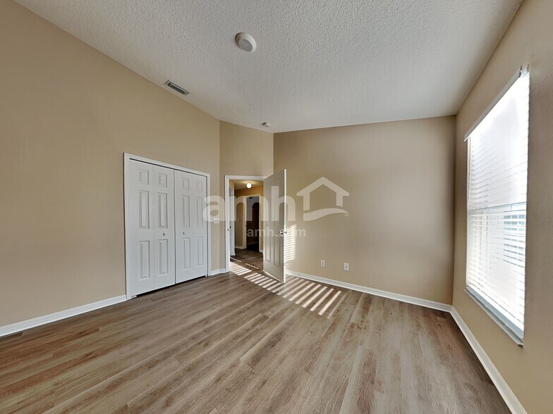 Building Photo - 5334 New Savannah Cir