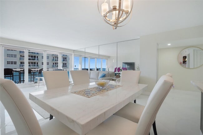 Building Photo - 3430 Galt Ocean Dr