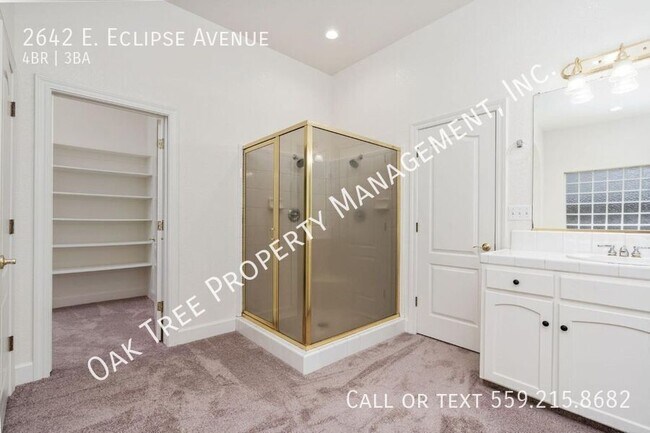 Building Photo - 2642 E Eclipse Ave