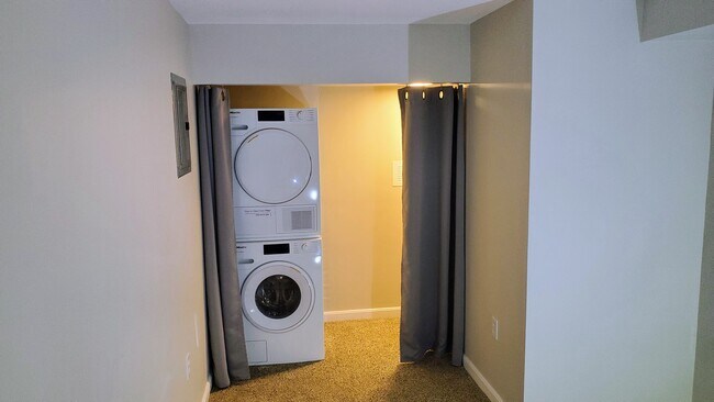 Laundry and Closet - 9A Griffiths Drive