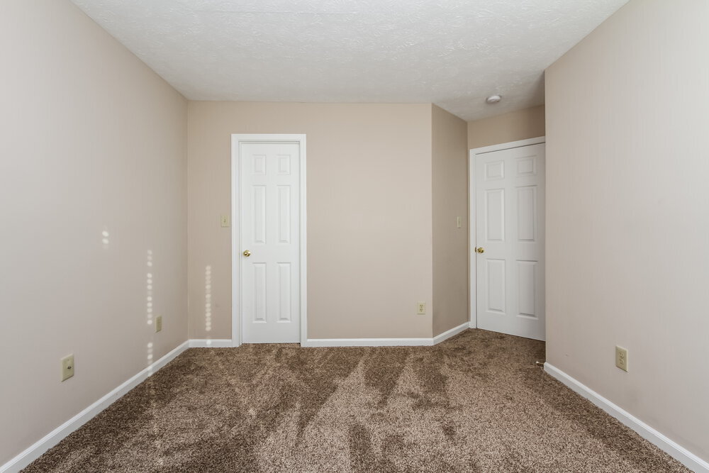 Building Photo - 6919 N Karnes Dr