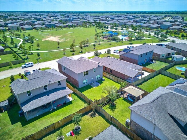 Building Photo - 1017 Misty Patch Dr