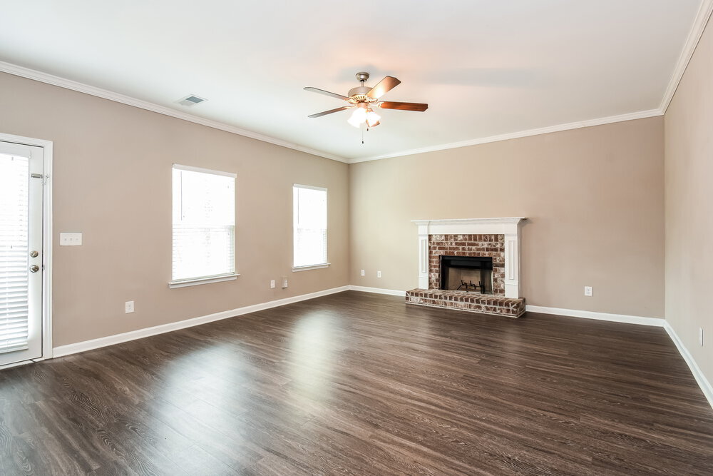 Building Photo - 602 Fieldcrest Dr