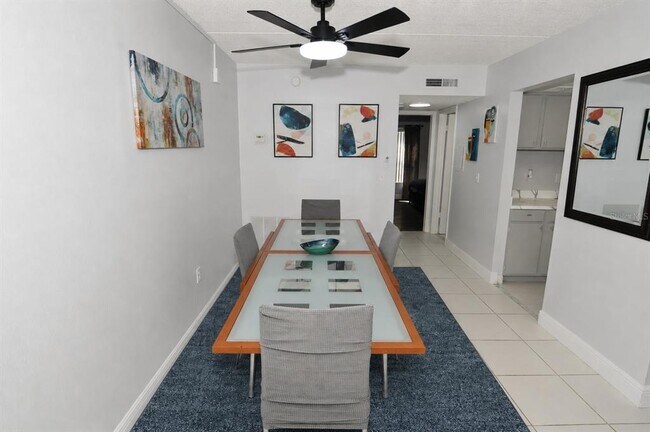 Building Photo - 12760 Indian Rocks Rd