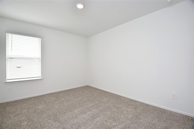Building Photo - 24311 Saddlestone Green Dr