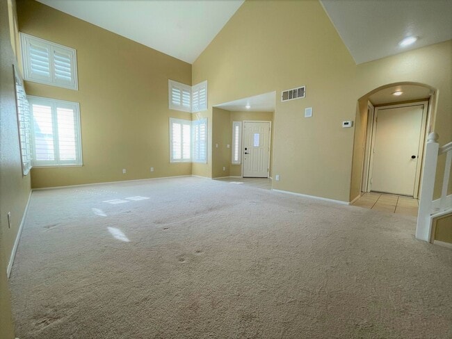 Building Photo - 8013 Coral Point Ave