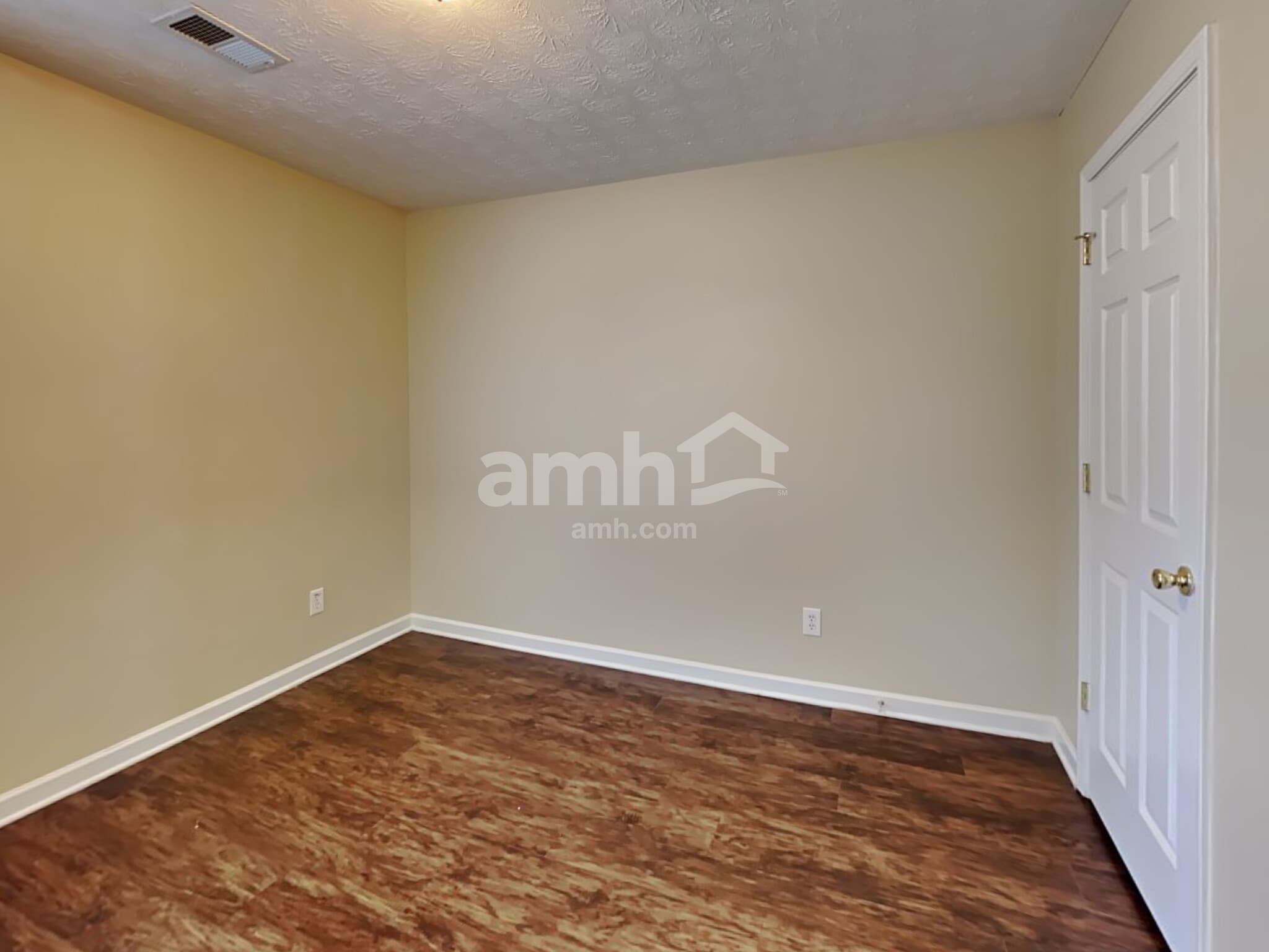 Building Photo - 2103 Yarbrough Way