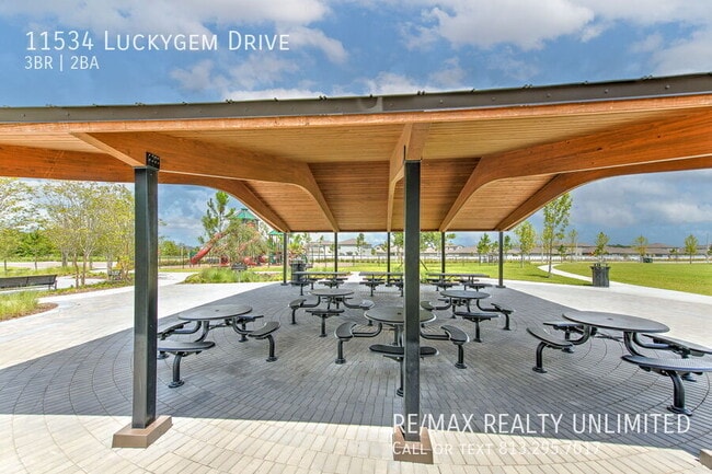 Building Photo - 11534 Luckygem Dr