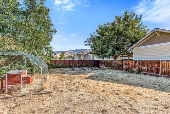 Building Photo - Beautiful Estate for Rent in Ashland