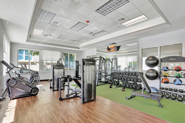Building Photo - 99 SE Mizner Blvd
