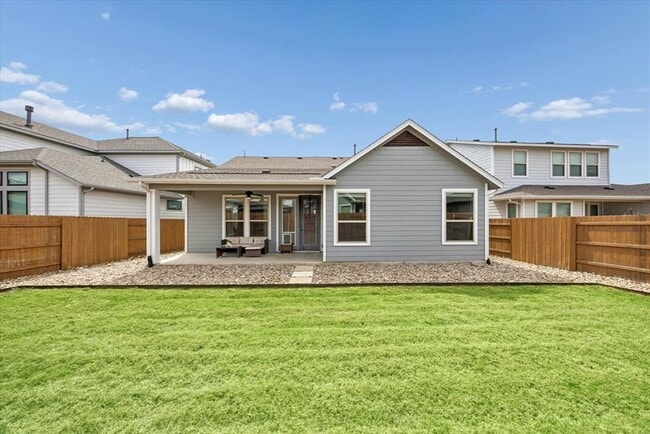 Building Photo - 8112 Skytex St