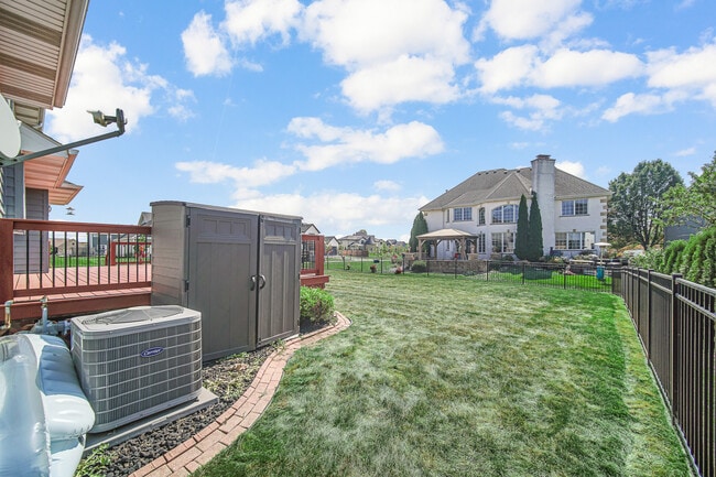 Building Photo - 310 Cornwall Cir