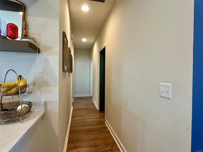 Building Photo - 876 Hedgefield Way