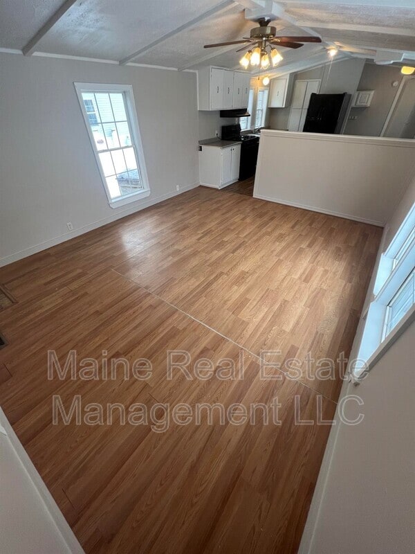 Building Photo - 9 Pheasant Hill Trailer Park