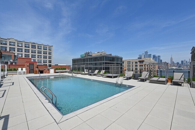 Building Photo - 1400 Hudson St