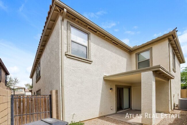 Building Photo - 11171 W Garfield St