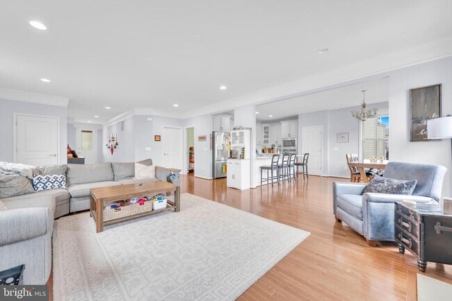 Building Photo - 42530 Oxford Forest Cir