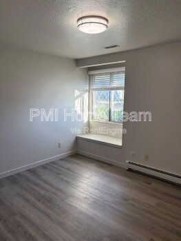 Building Photo - 245 E 200 N