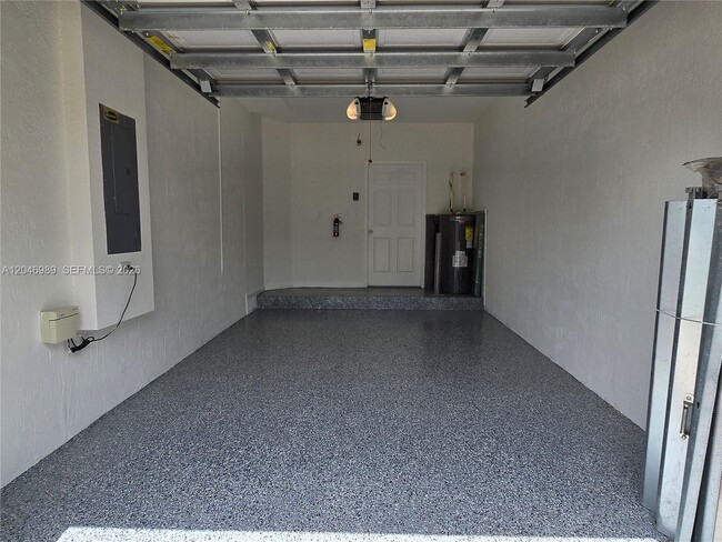 Building Photo - 27300 SW 140th Passage