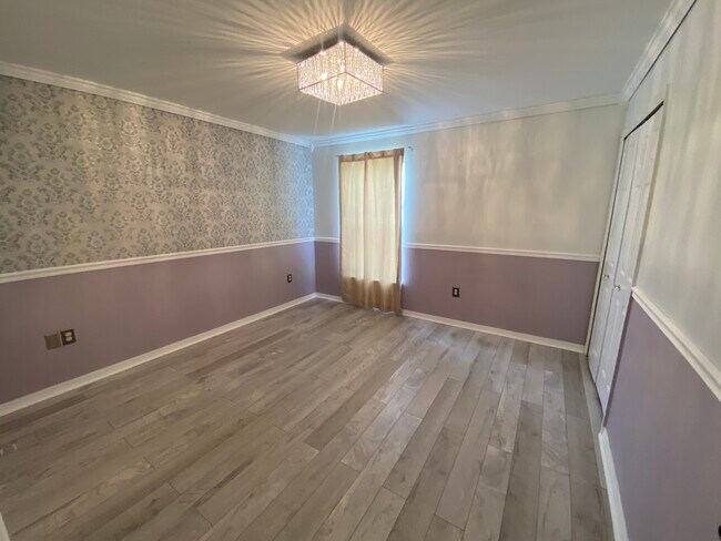 Building Photo - 9732 Water Fern Cir