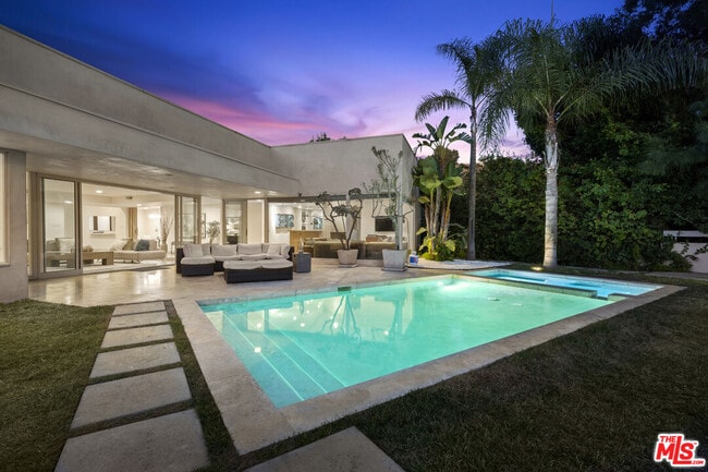 Building Photo - 510 Leslie Ln