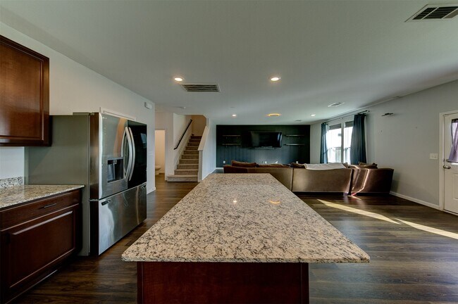 Building Photo - 23911 Grass Hook Ln