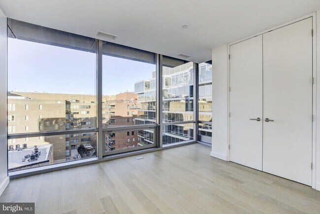 Building Photo - 1111 24th St NW