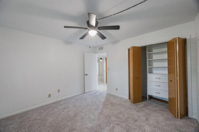 Building Photo - 3078 Eastland Blvd