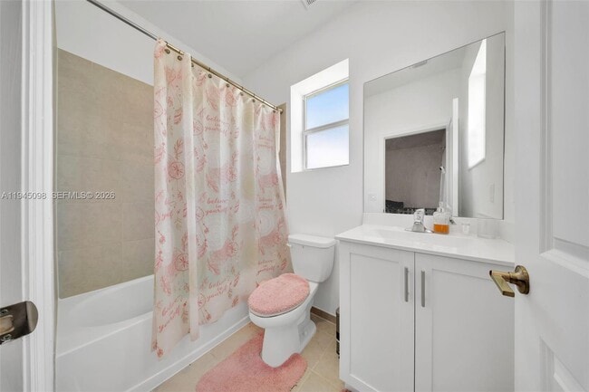 Building Photo - 2699 SE 19th St