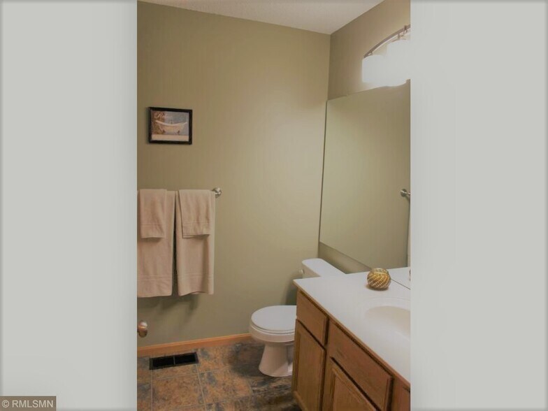 Building Photo - 4415 Naper Bay