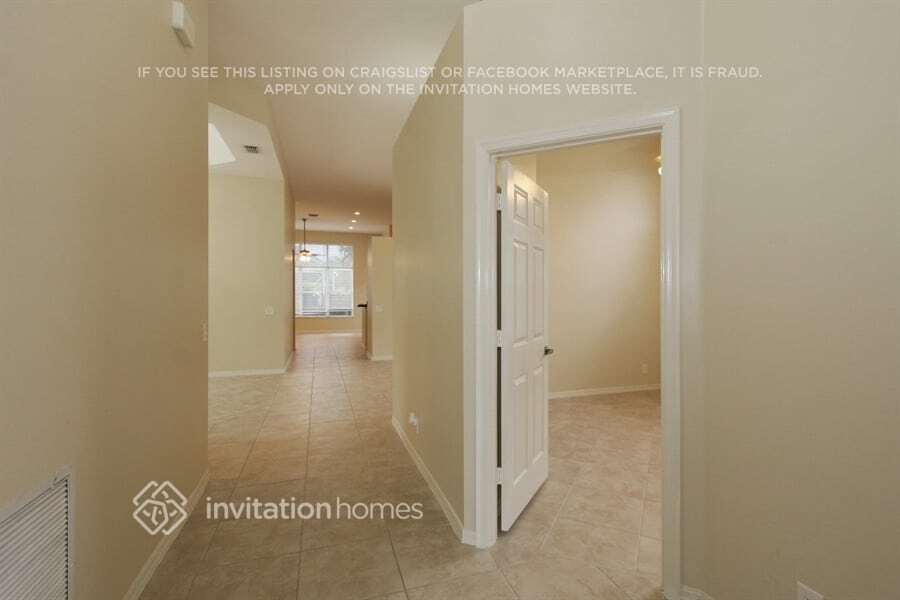 Building Photo - 12123 NW 15th Ct