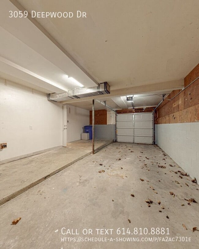 Building Photo - 3059 Deepwood Dr