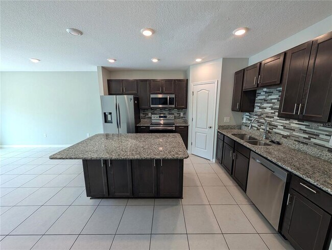 Building Photo - 4744 Spatter Dock St